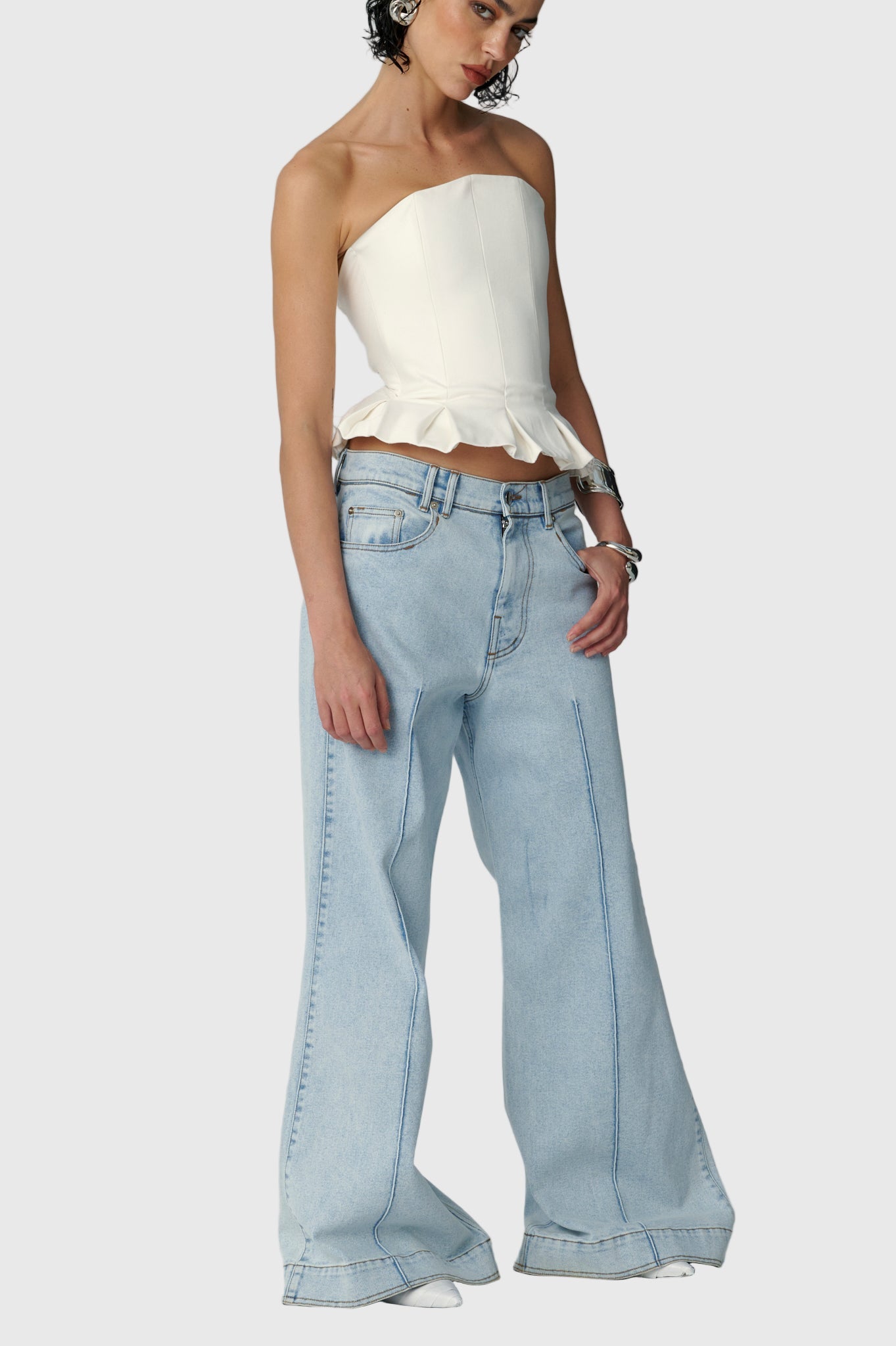 EL RESUELVE LA CATIRA OVERSIZED JEANS