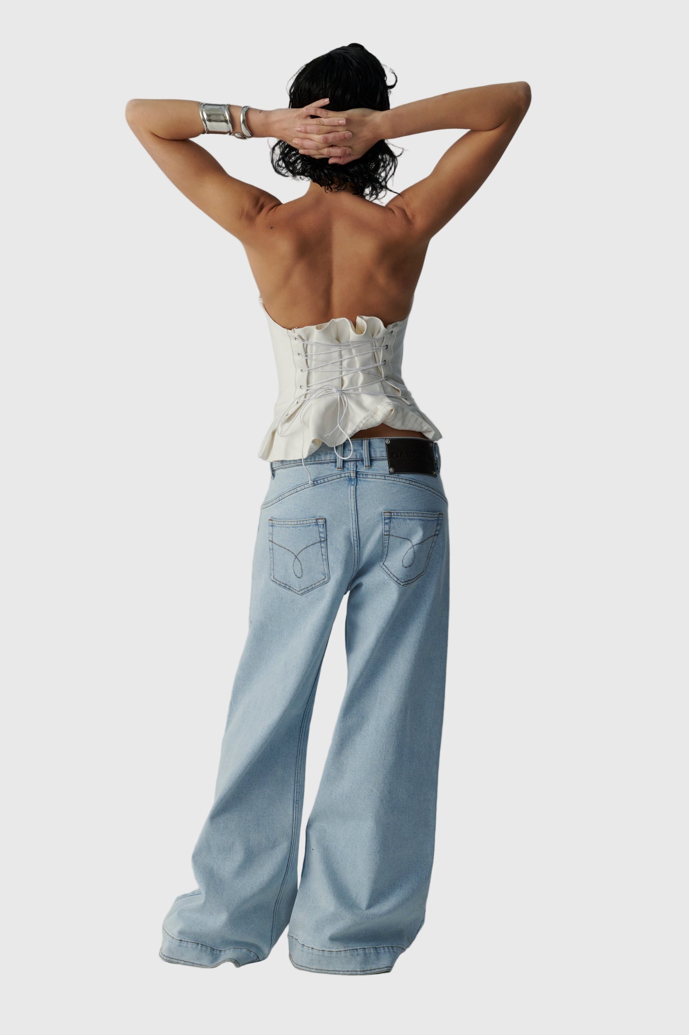 EL RESUELVE LA CATIRA OVERSIZED JEANS