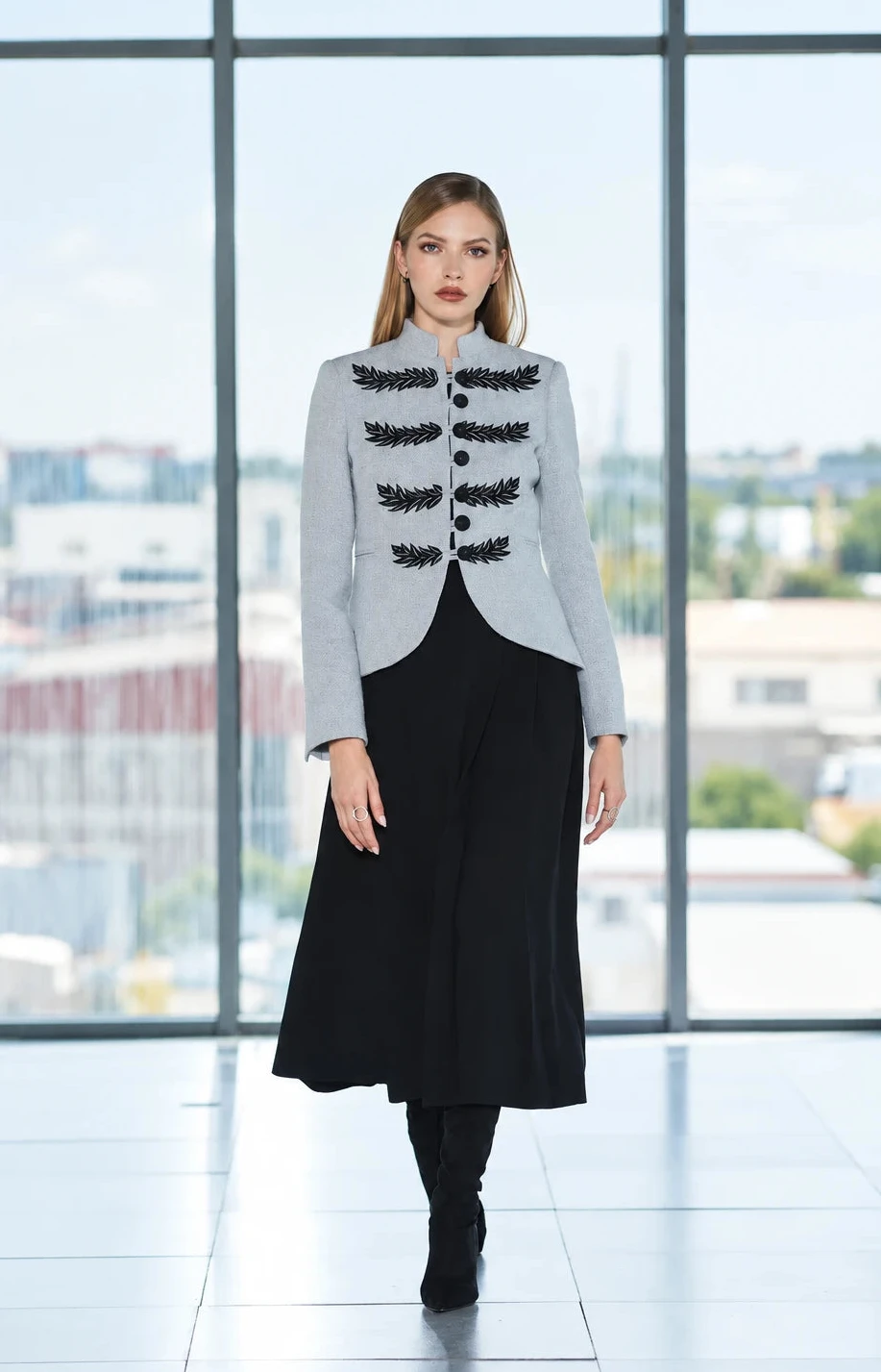 BLAZER GRIS PERLA RENATA CIPRIANI - EDICION LIMITADA