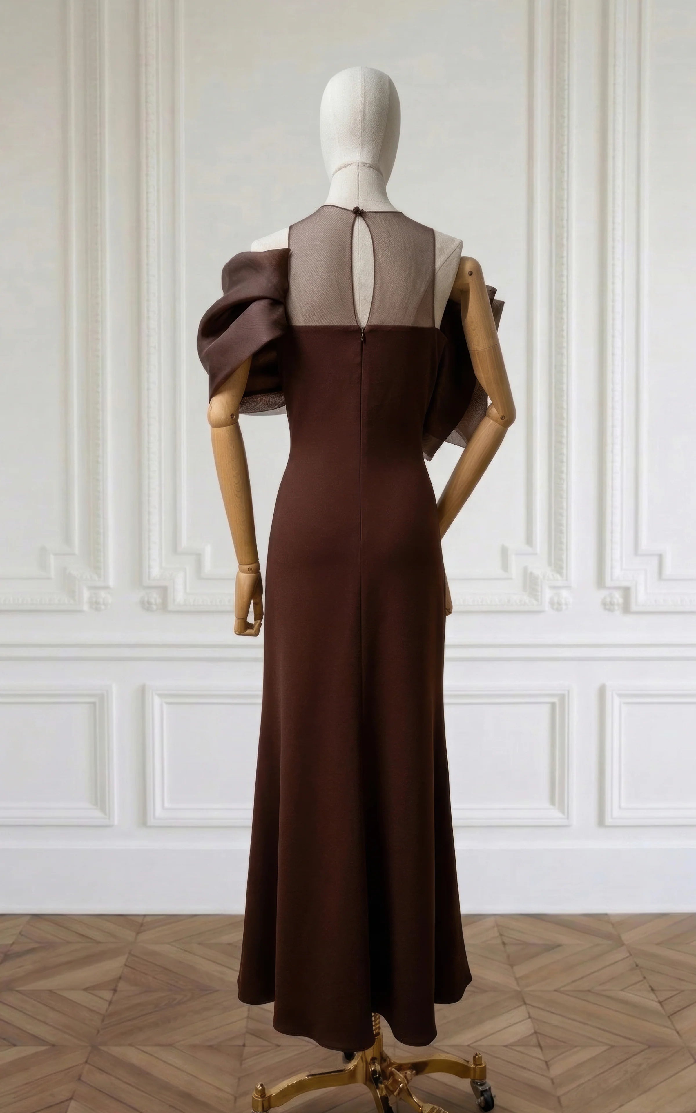 VESTIDO TABITA LARGO EVASE DETALLE MAXI LAZO ORGANZA MARRON CHOCOLATE