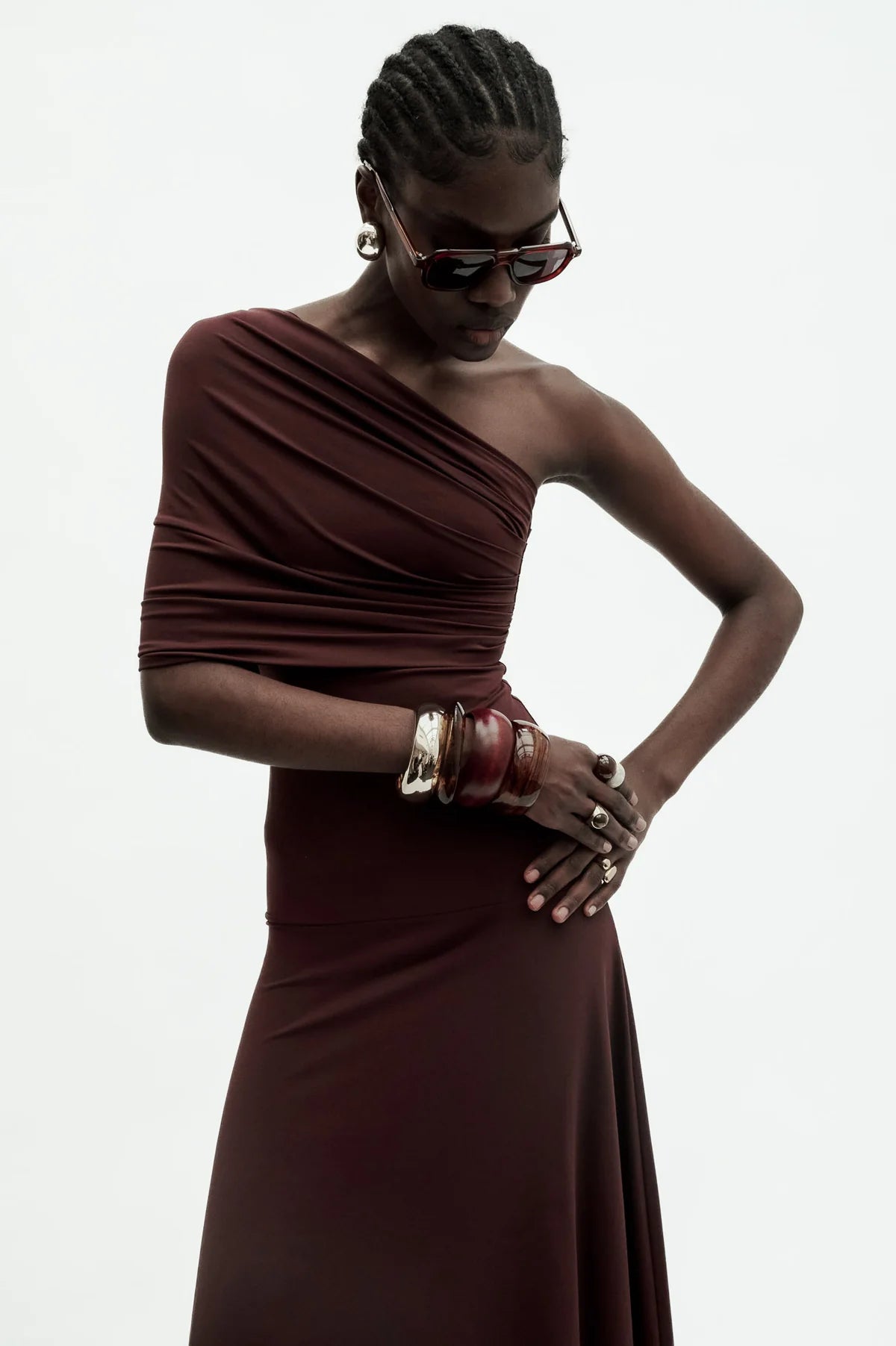 LA CHIQUI DRESS BURGUNDY