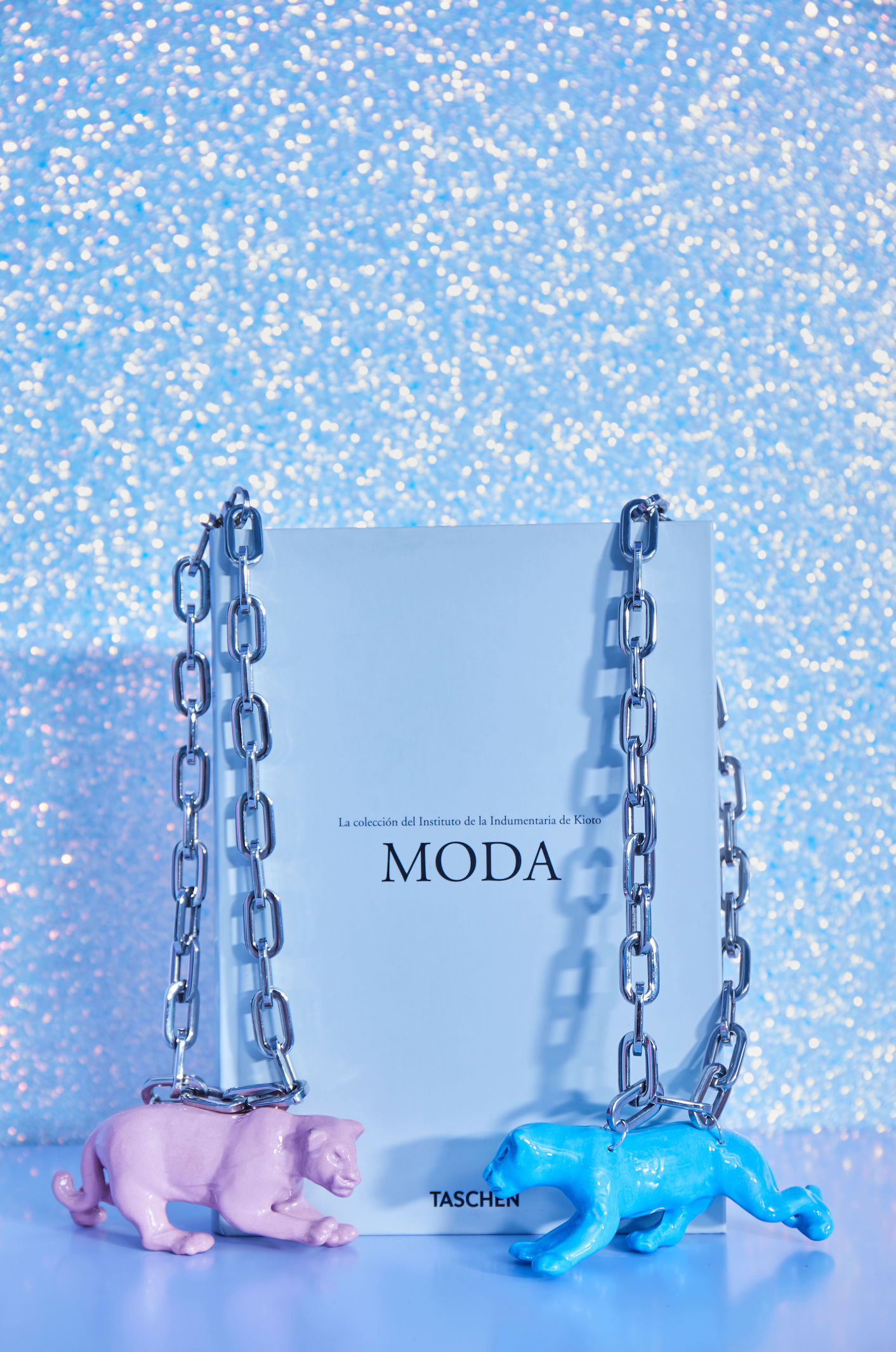 Collar Cleo celeste exclusivo