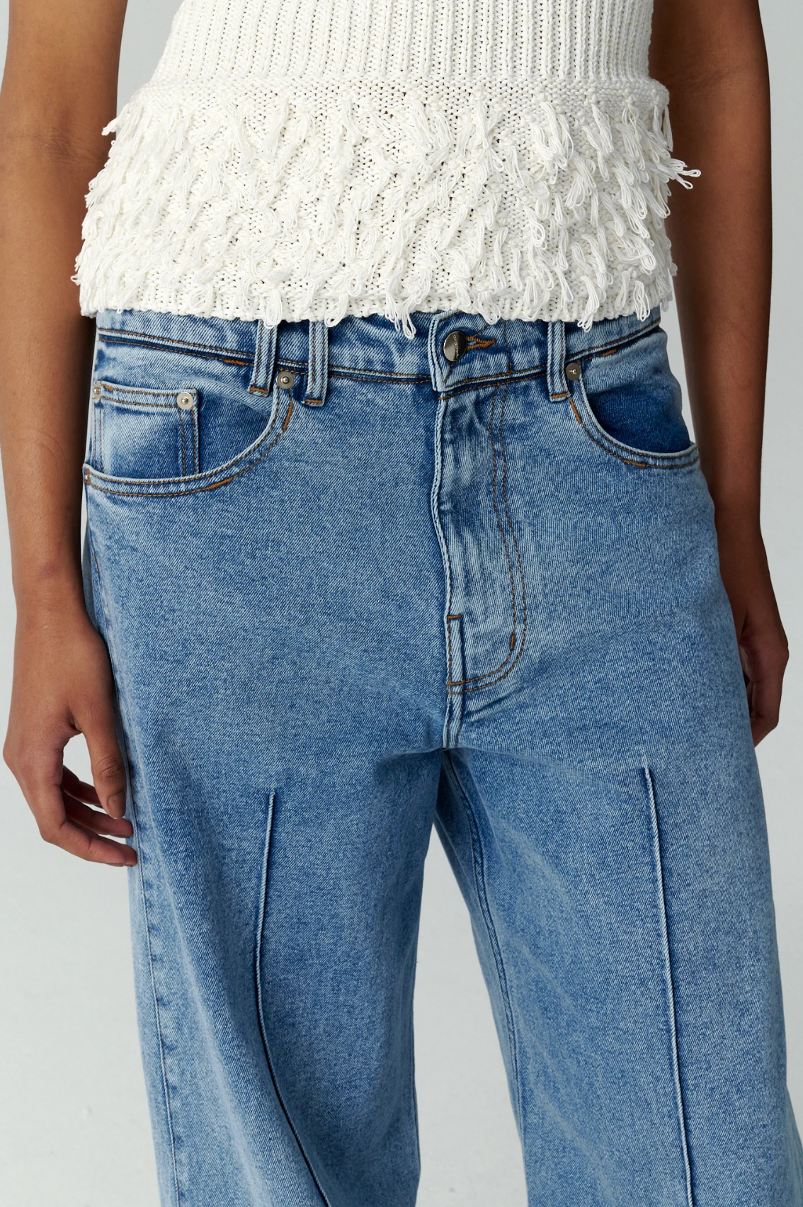 EL RESUELVE LA MORENA OVERSIZED JEANS