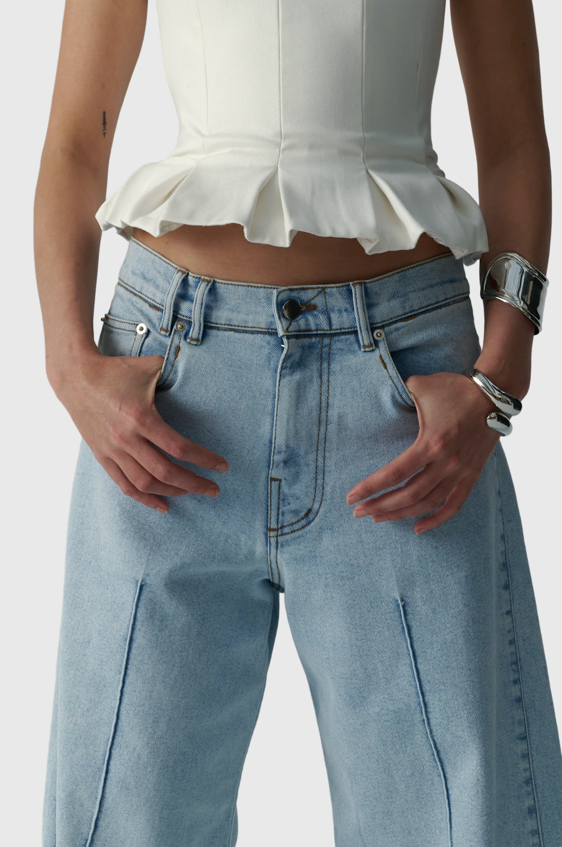 EL RESUELVE LA CATIRA OVERSIZED JEANS