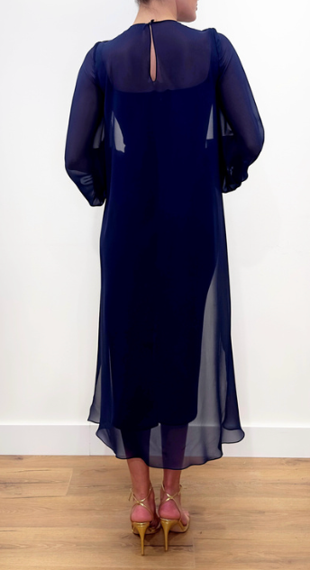 VESTIDO MIDI VERDE CON CAPA