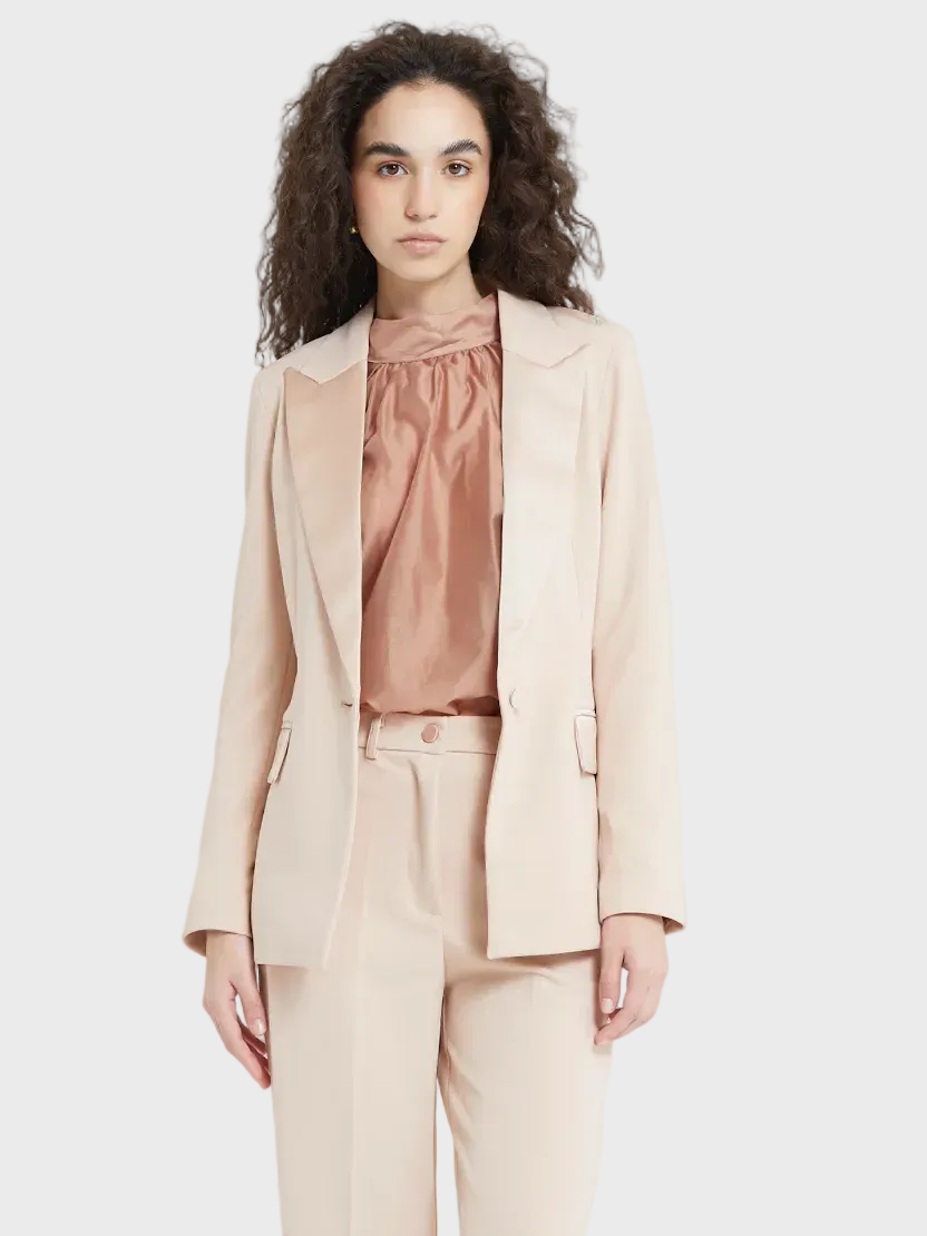 CAMISA LAZADA ESPALDA ROSA MAQUILLAJE CAMEL VV