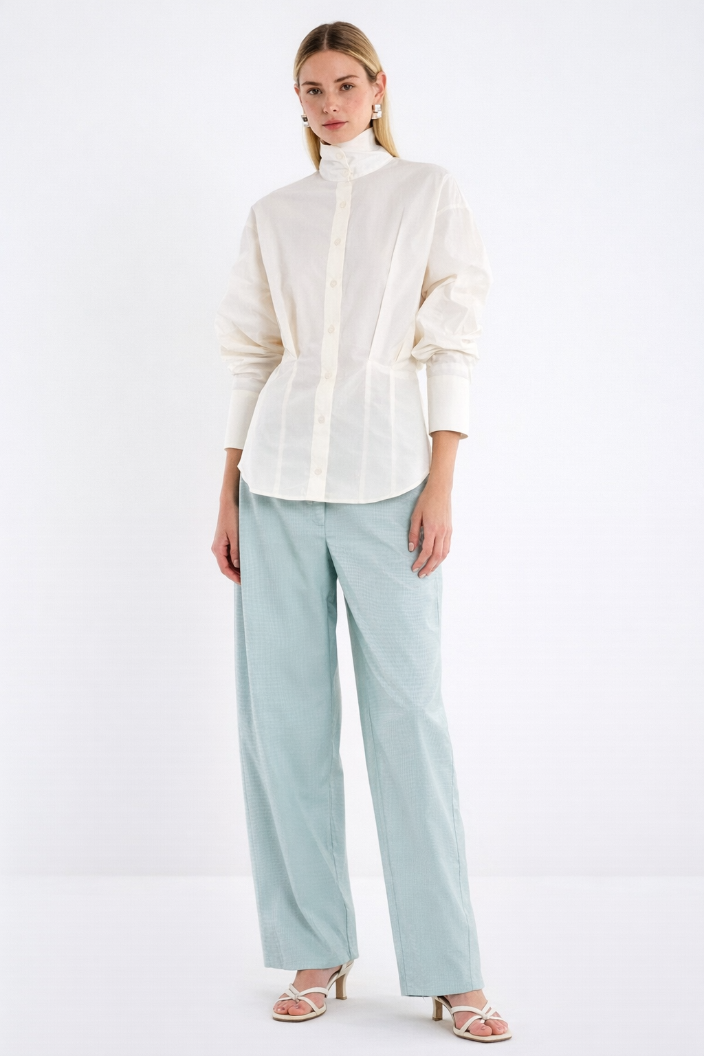 CAMISA BLANCA CEÑIDA CINTURA VV
