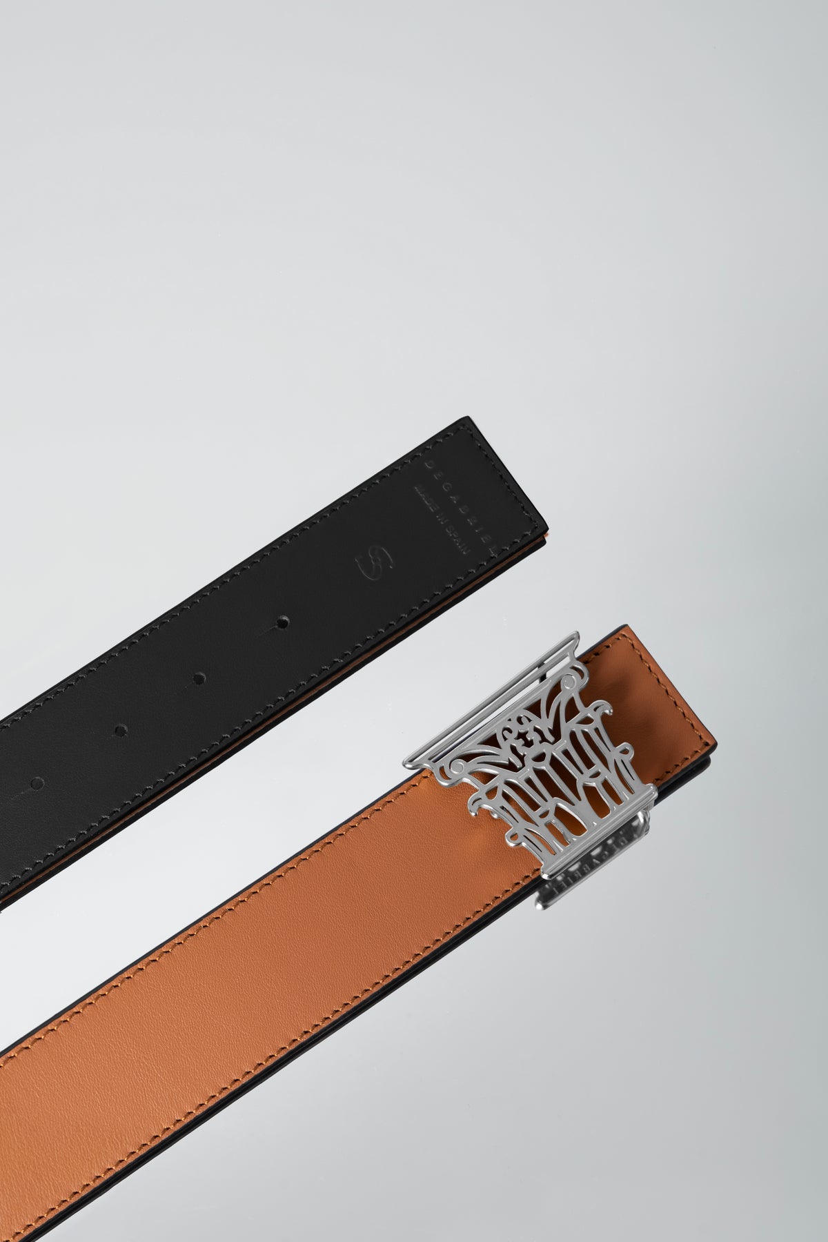 CORINTHIAN BLACK TAN BELT SILVER