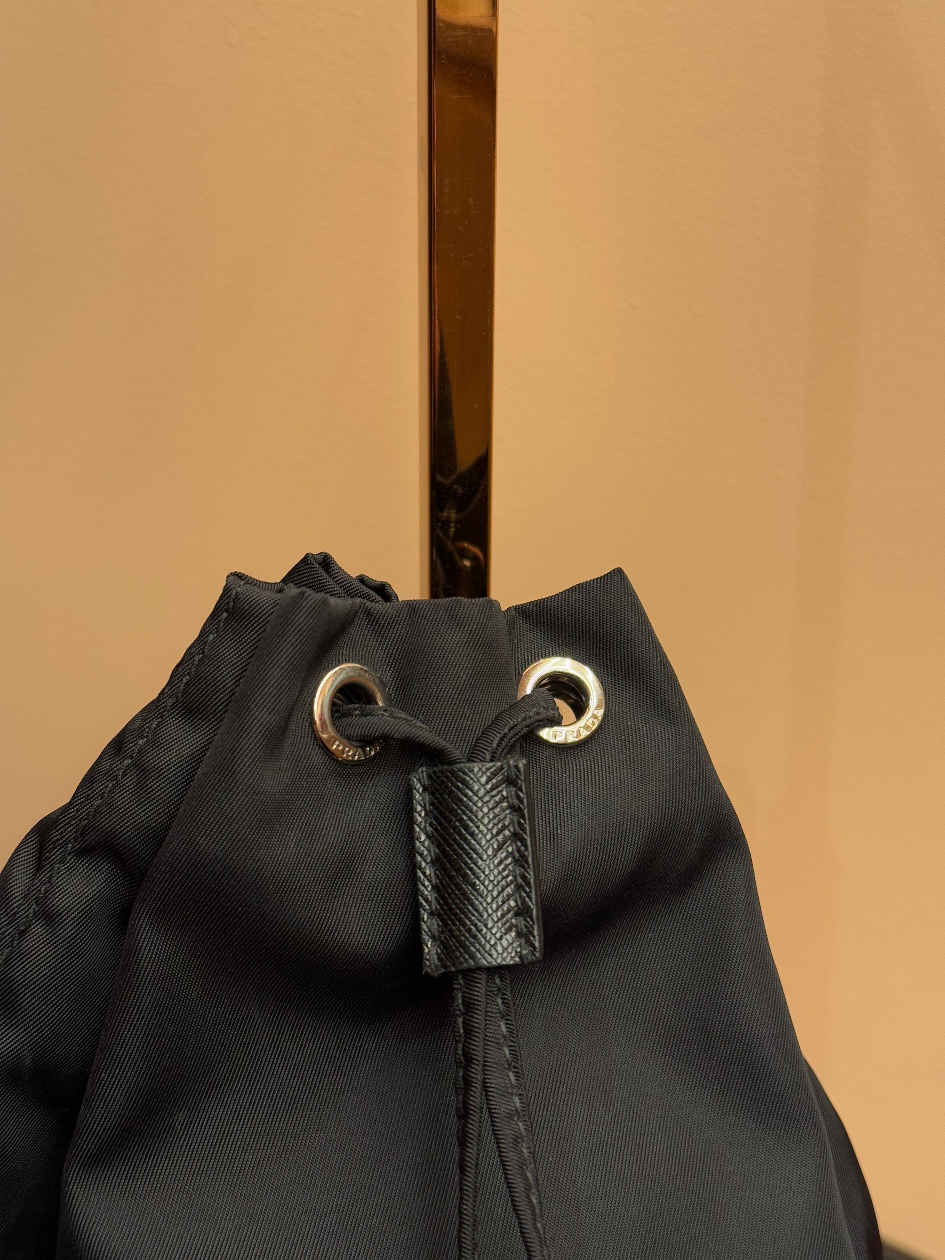 POUCH RE-NYLON NEGRO PRADA