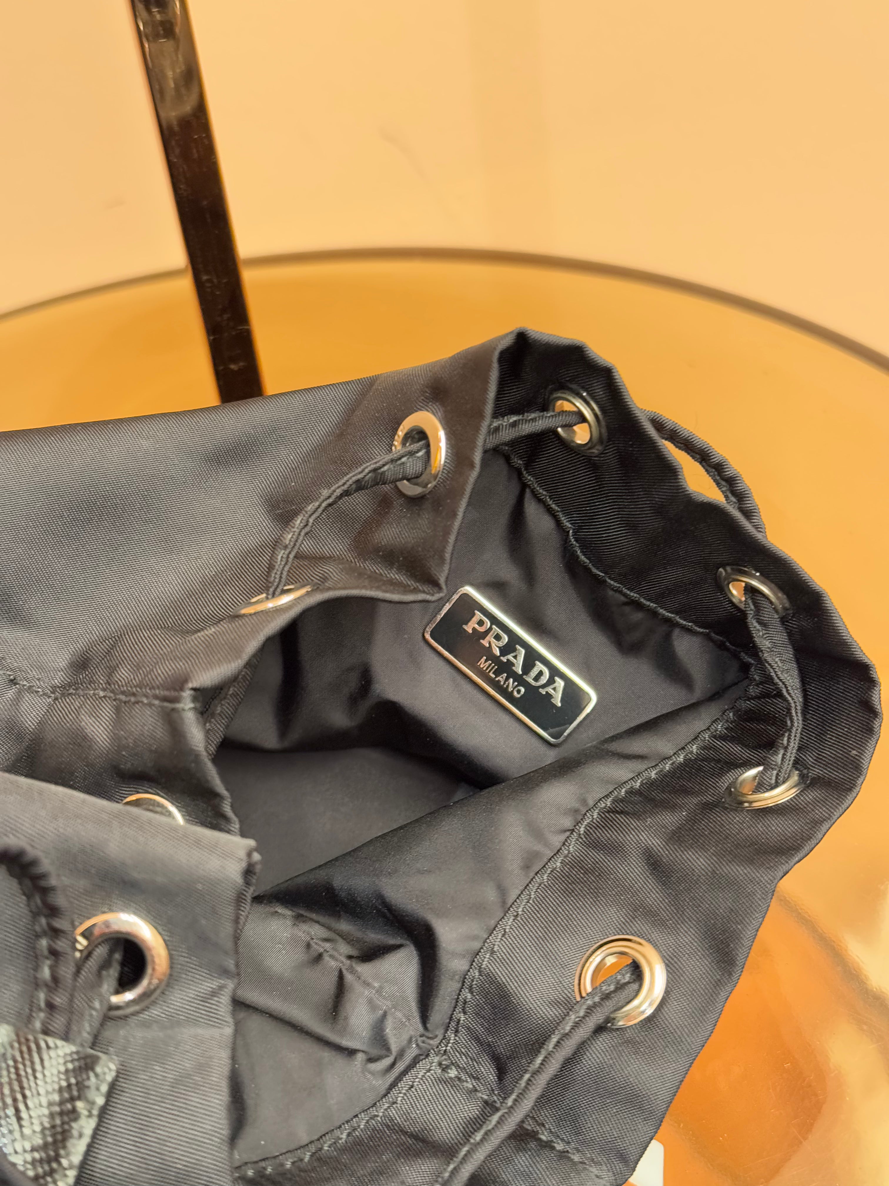 POUCH RE-NYLON NEGRO PRADA