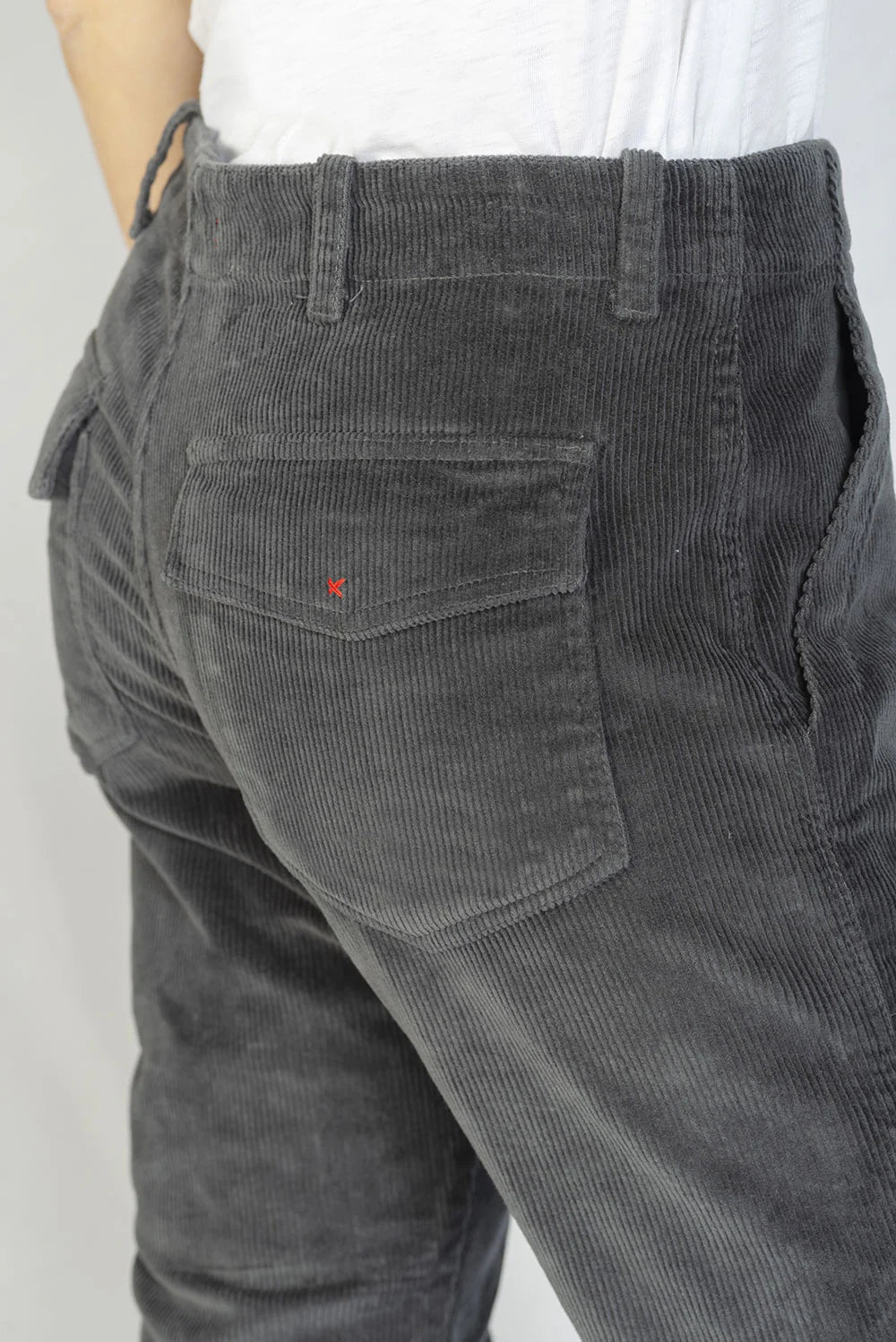 EMA CORDUROY GRIS PANTS