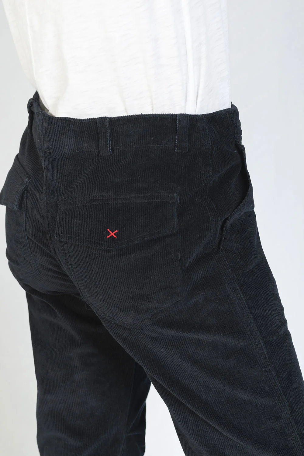 EMA CORDUROY AZUL MARINO PANTS