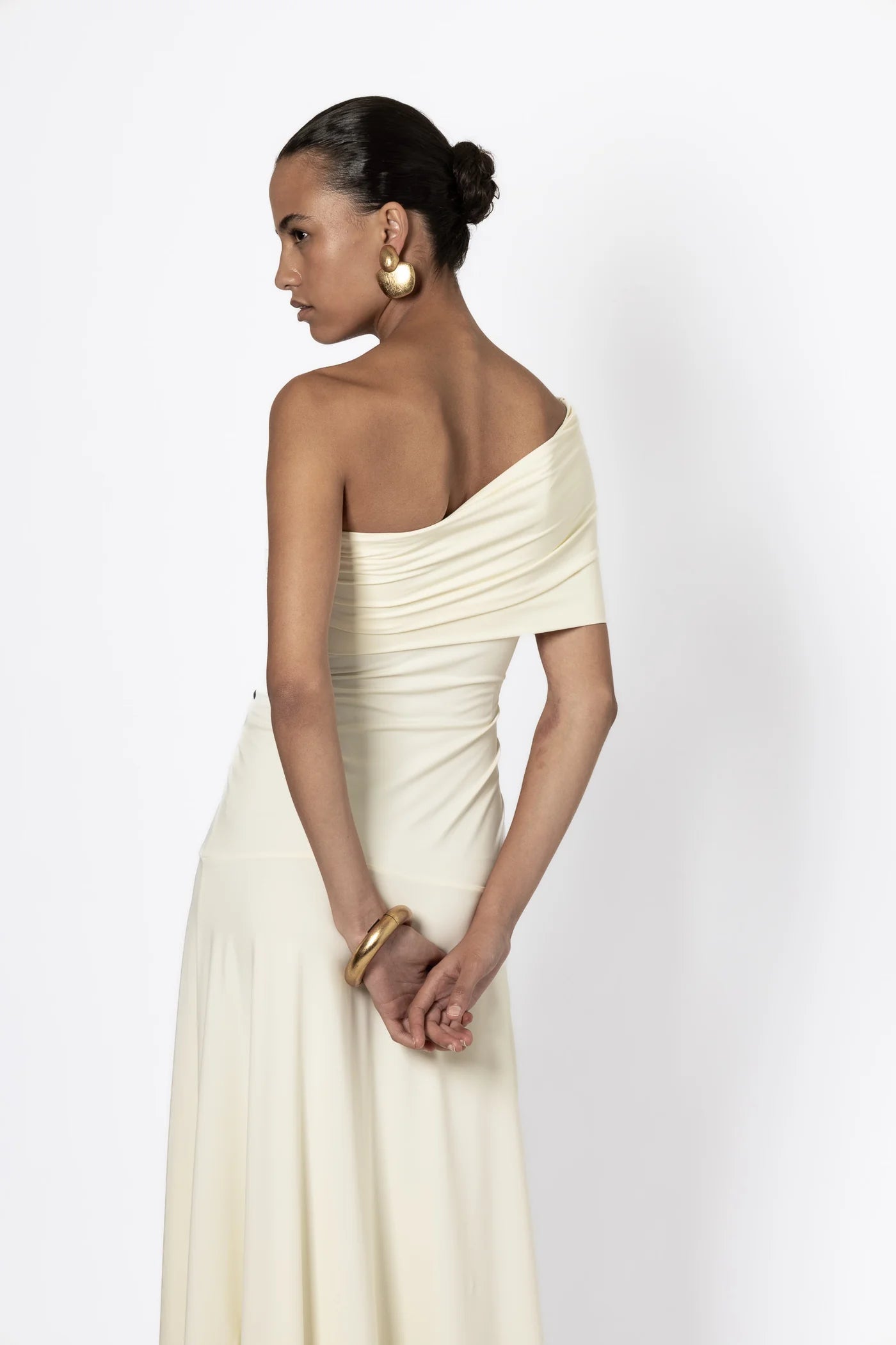 LA CHIQUI DRESS OF WHITE