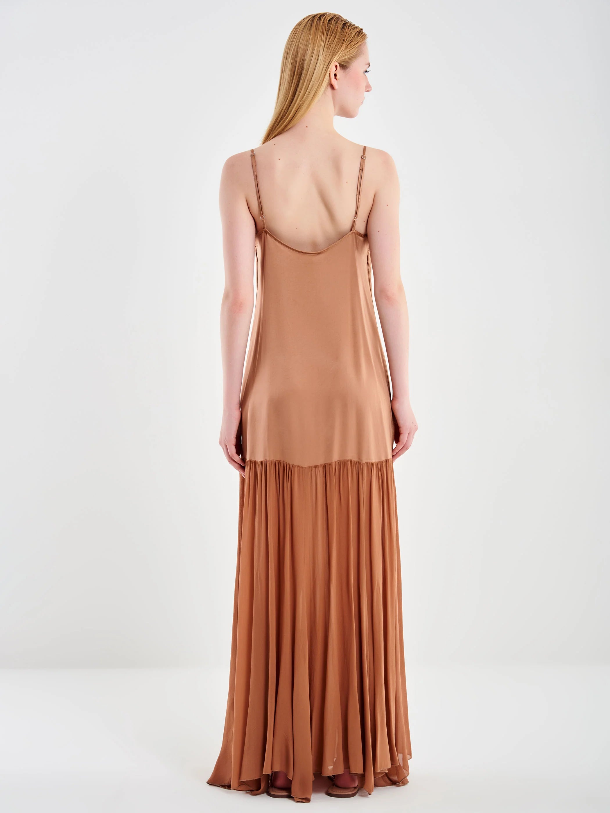 VESTIDO SATINADO TIRANTES MARRON CLARO VV