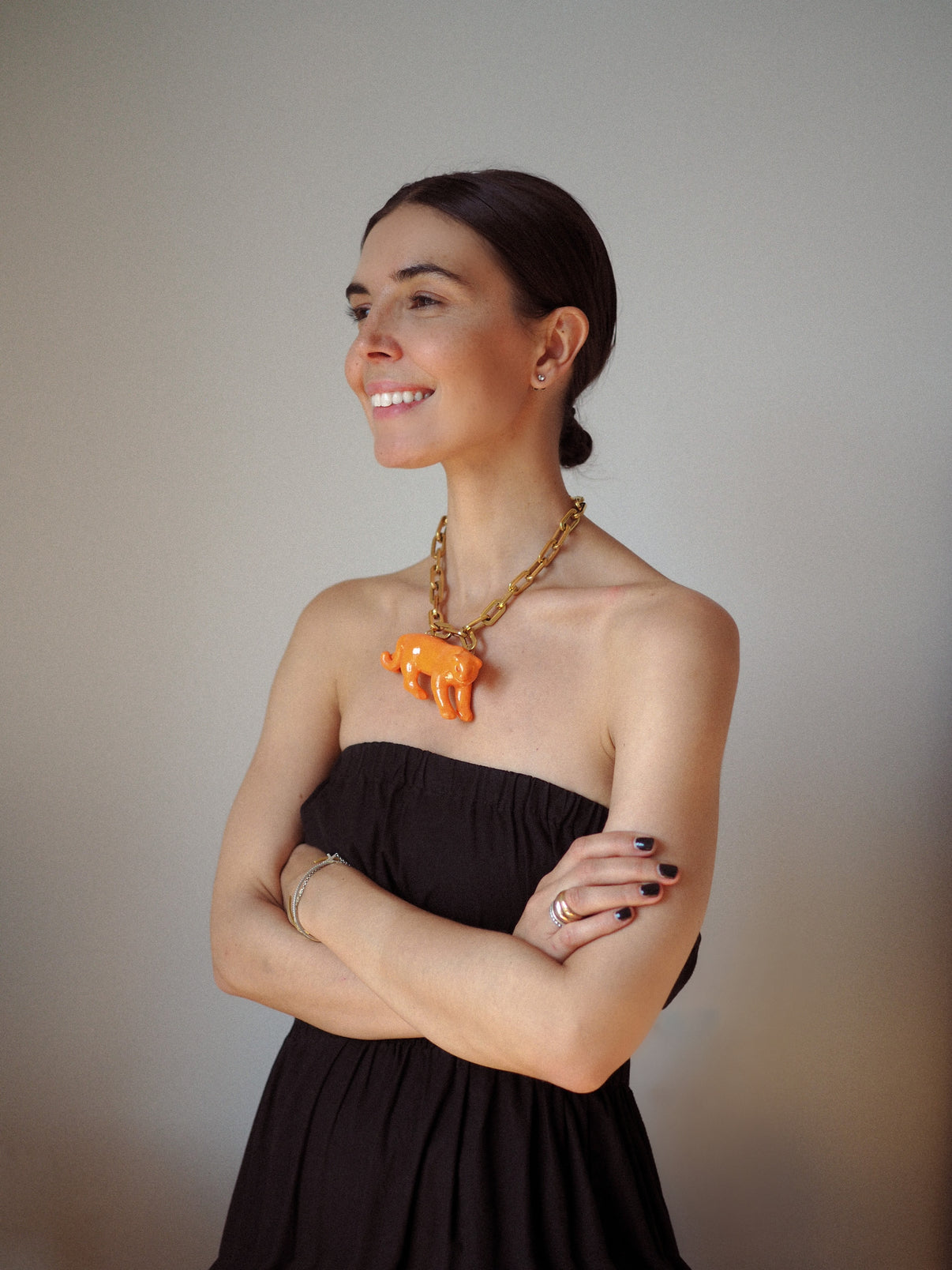 COLLAR CLEO NARANJA CADENA DORADA