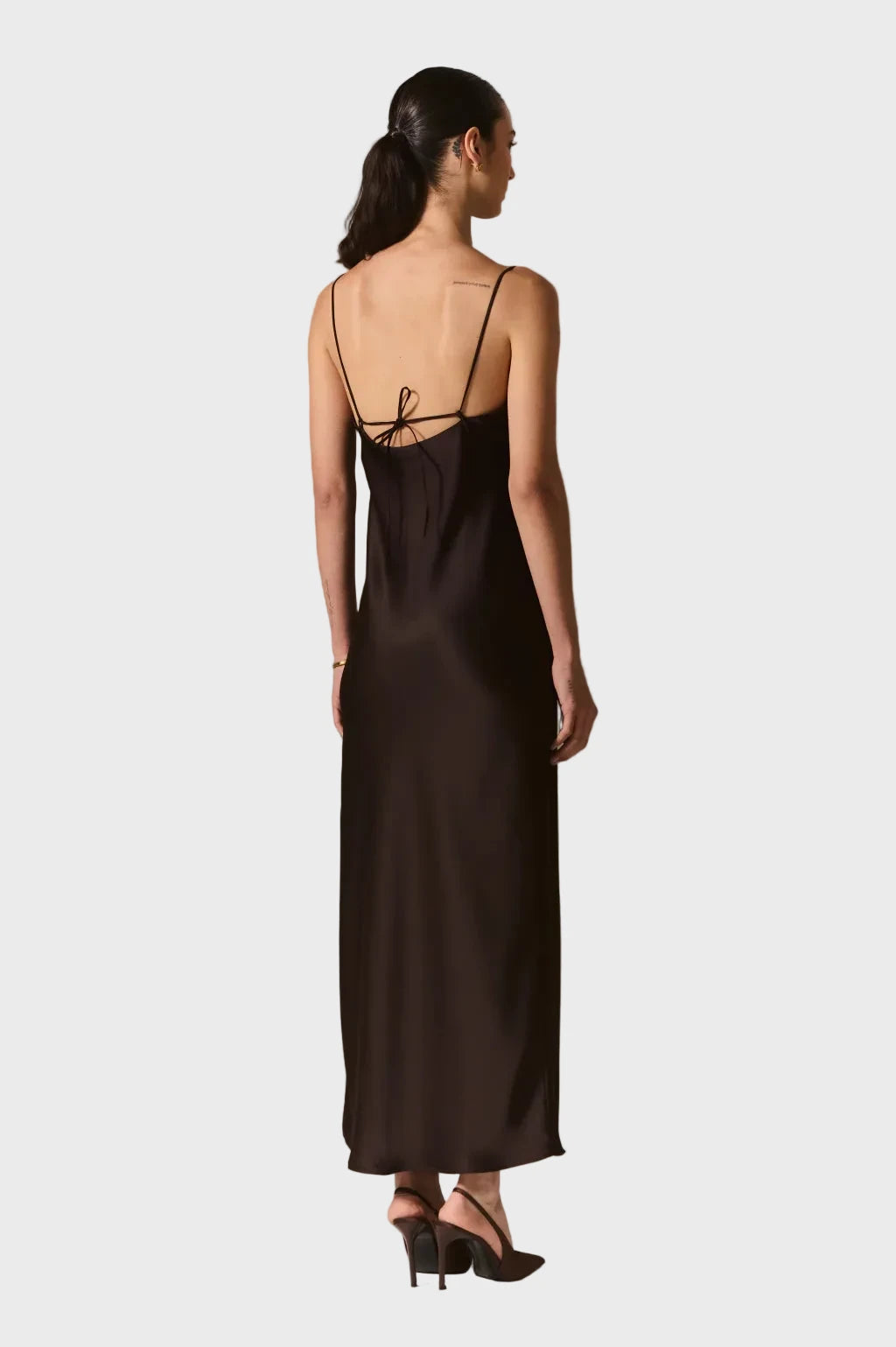 VESTIDO MADONNA CHOCOLATE