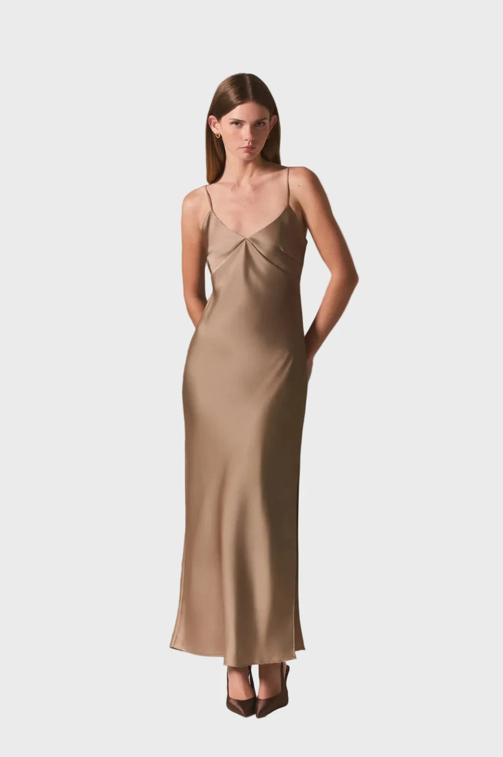 VESTIDO MADONNA KAKI