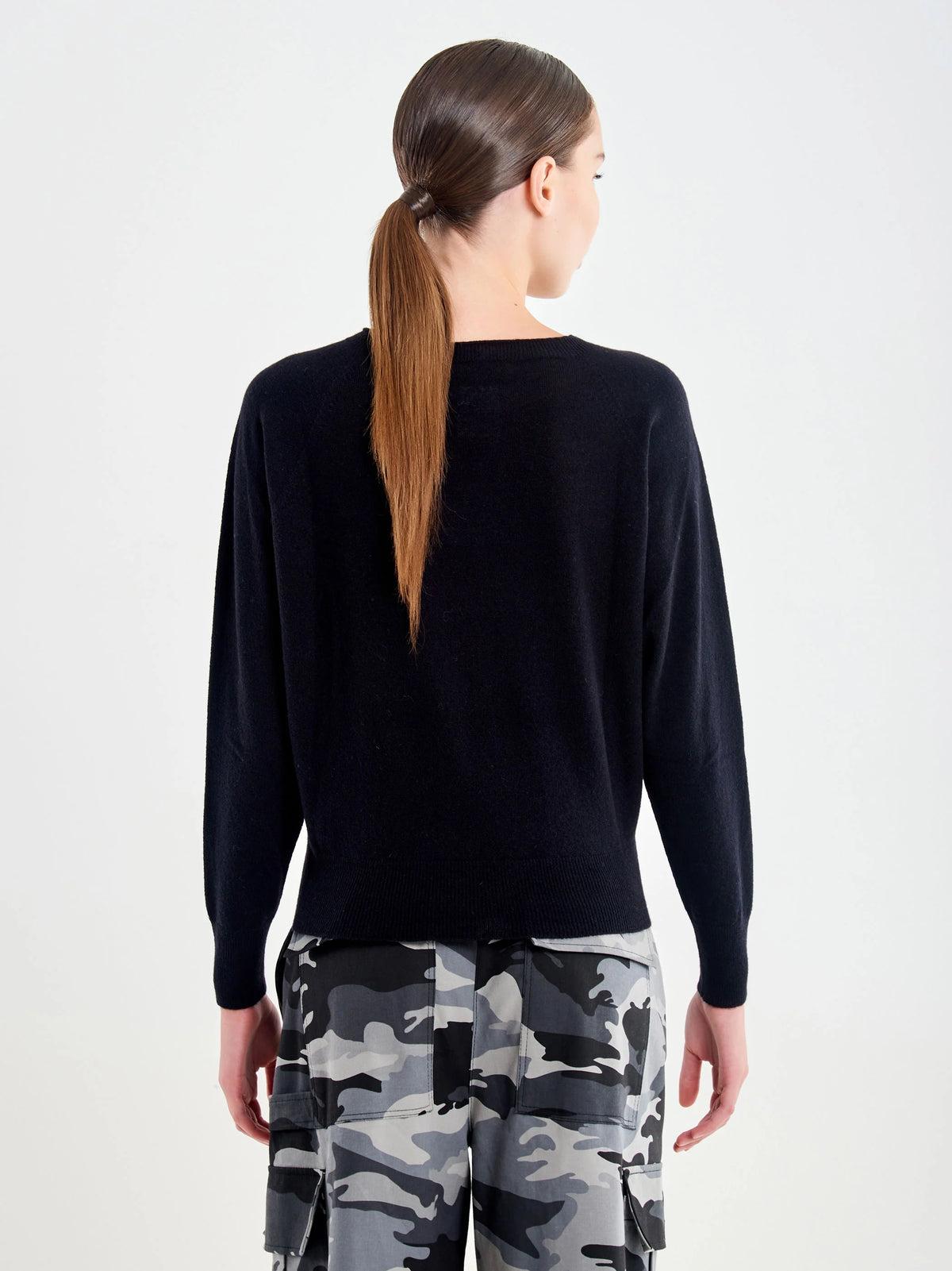 JERSEY CASHEMIRA CUELLO REDONDO NEGRO