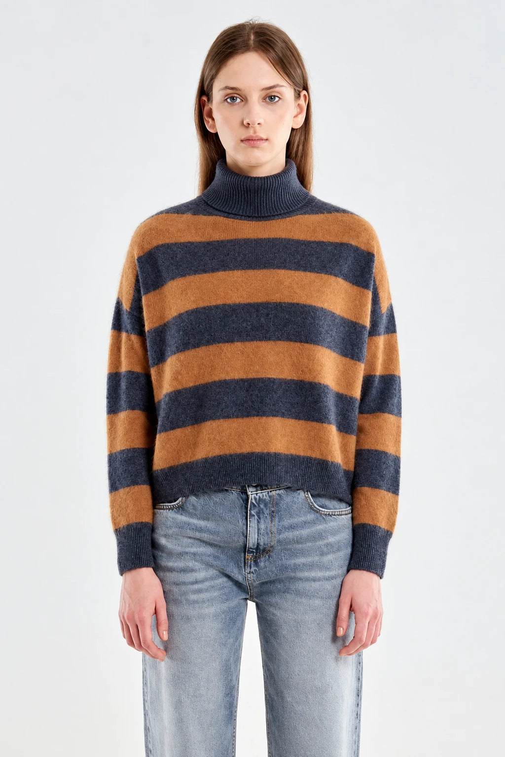 JERSEY LANA RAYAS GRIS Y CAMEL
