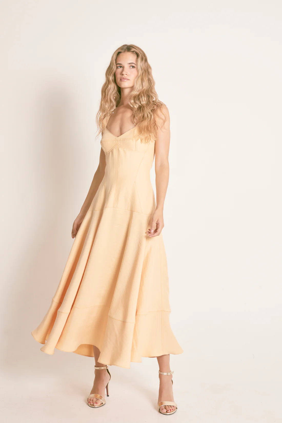 VESTIDO MIDI VALIERO MELOCOTON