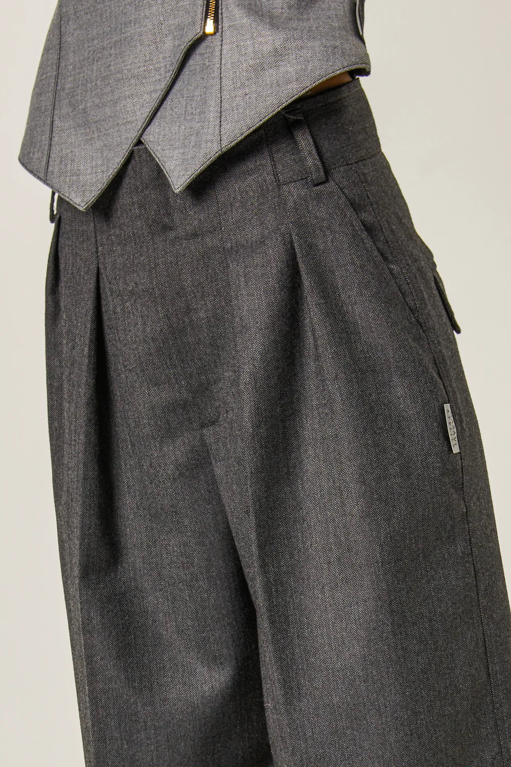 PANTALON PLANA ESPIGA COMBINADA GRIS