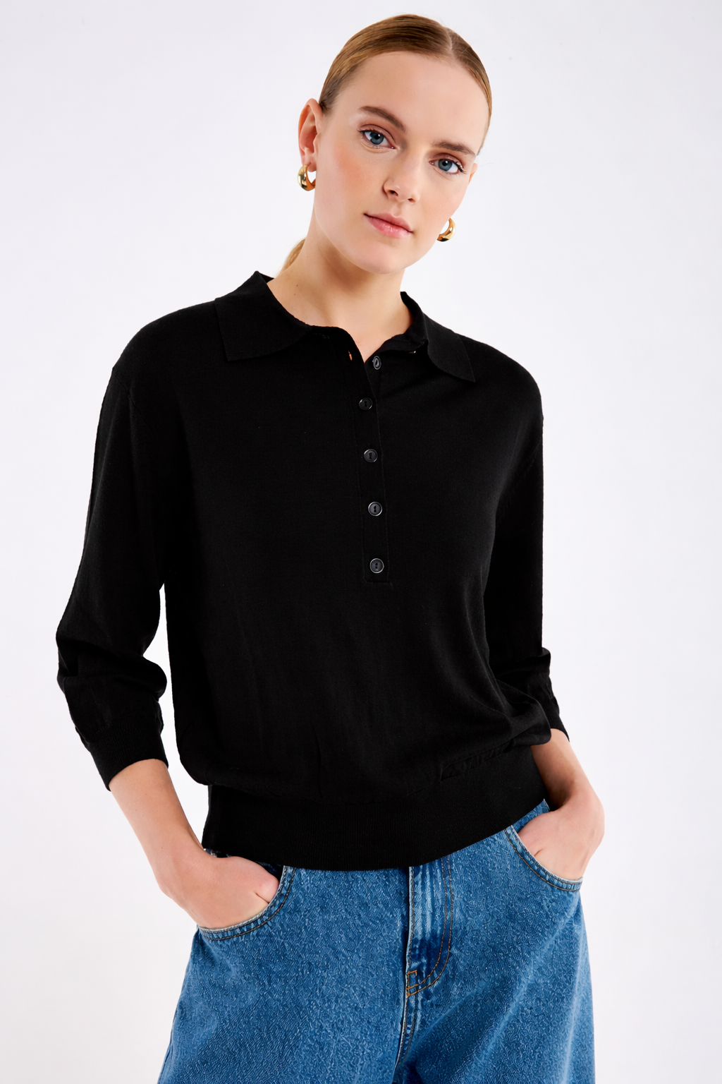 POLO CUELLO ABOTONADO  NEGRO VV