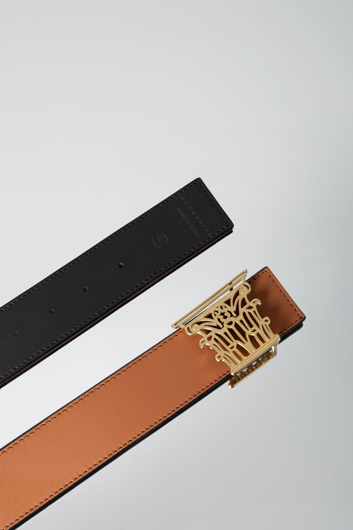 CORINTHIAN BLACK TAN BELT