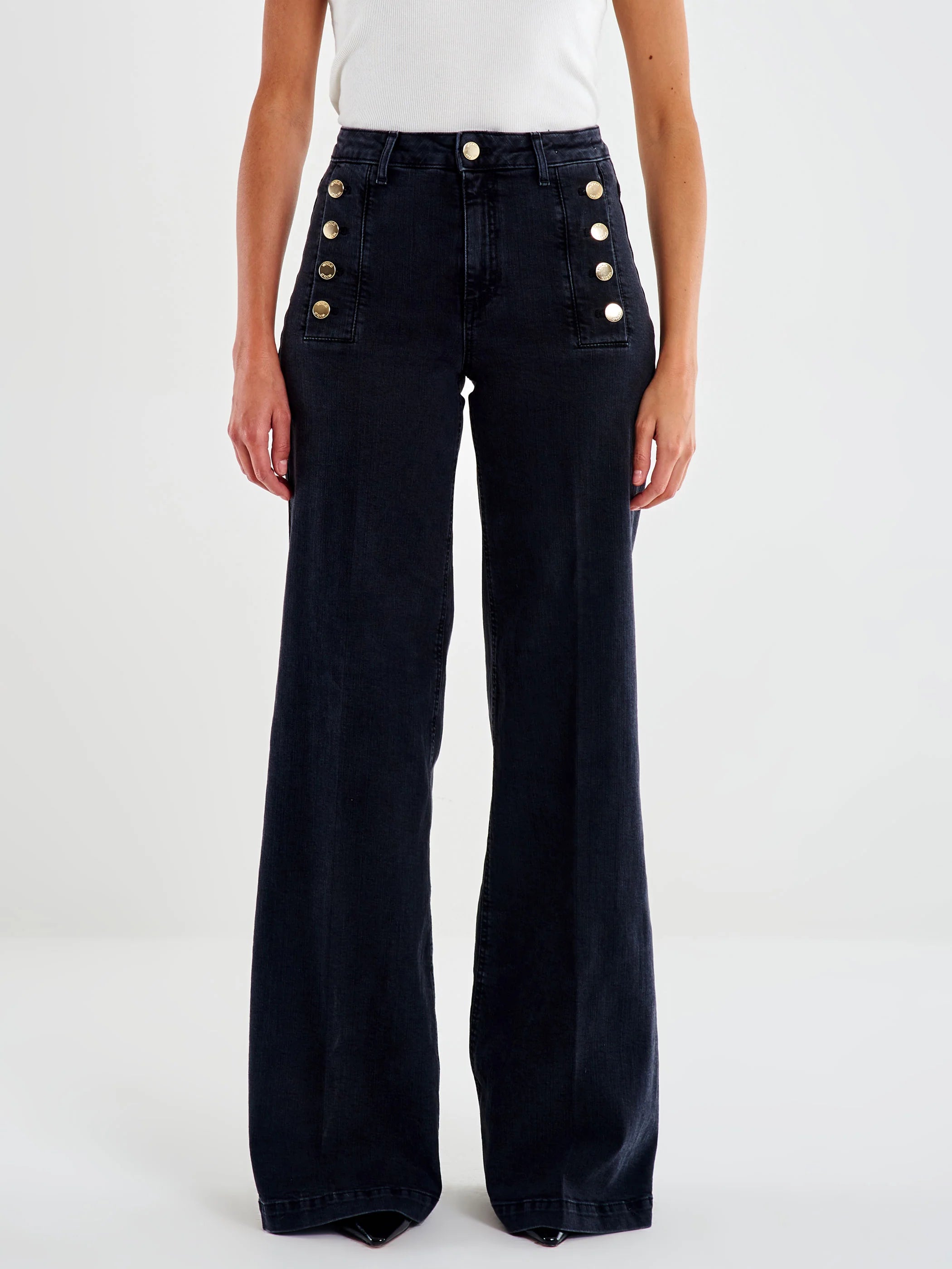 PANTALON DENIM NEGRO DESGASTADO BOTONES DORADOS VV