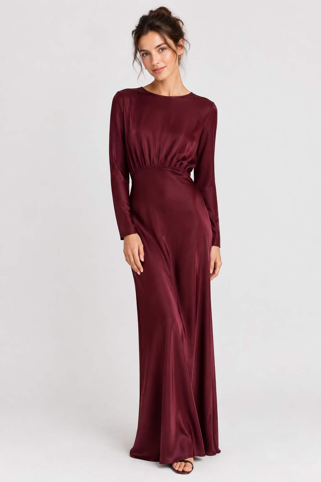 VESTIDO SATINADO MIDI MANGAS LARGAS GRANATE