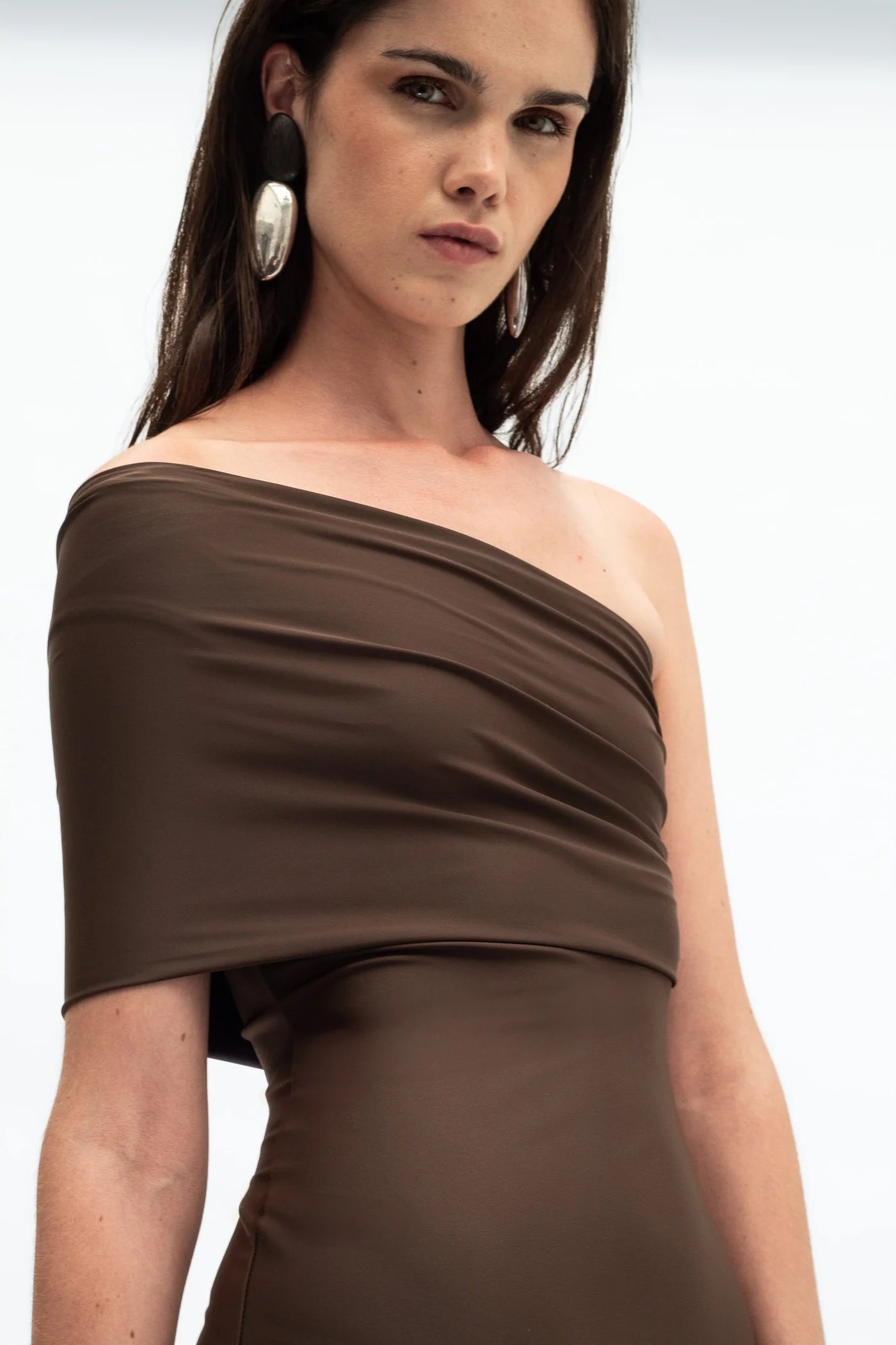 LA CHIQUI DRESS CHOCOLAT