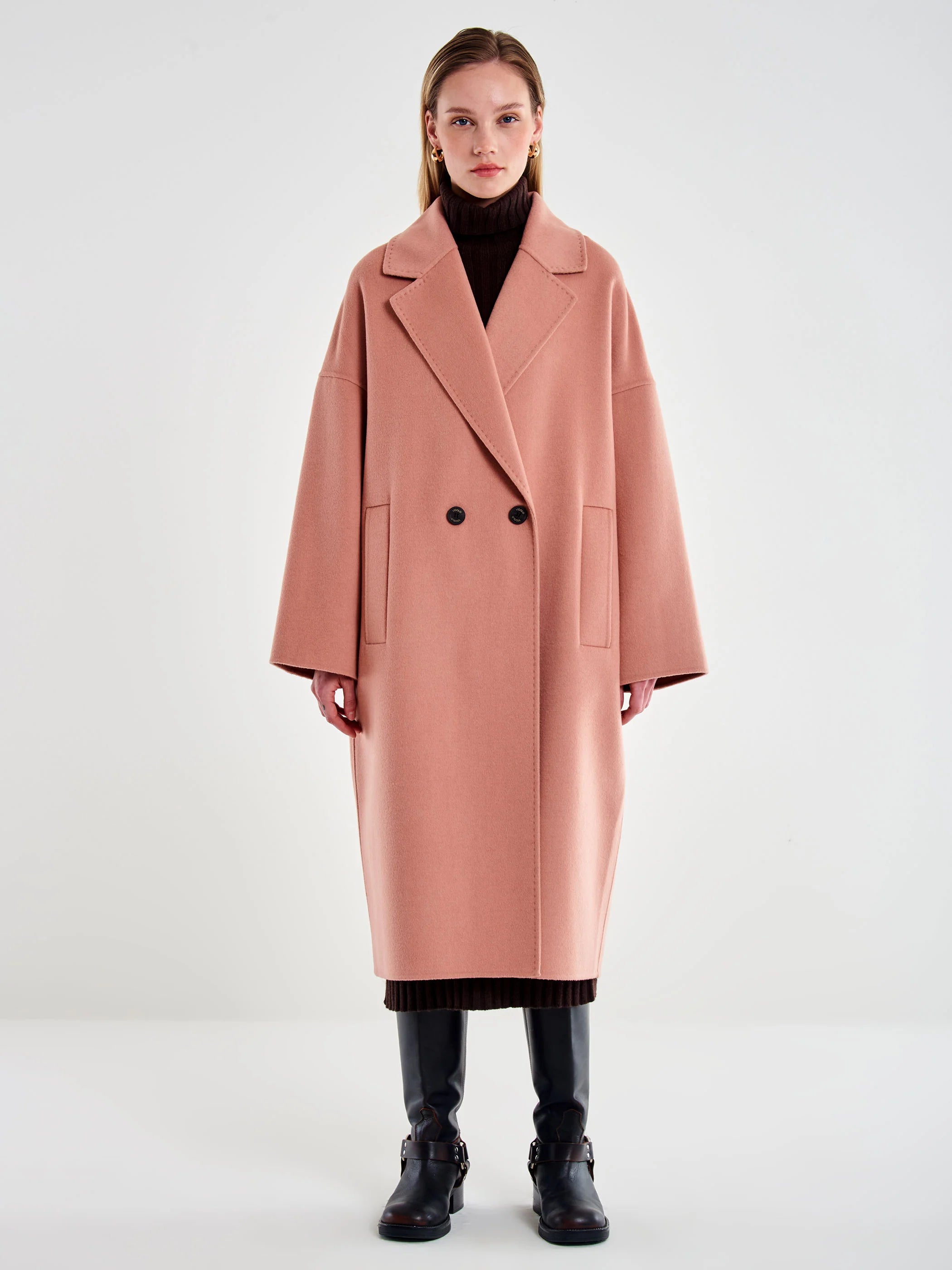 ABRIGO LANA ROSA OVERSIZED VV