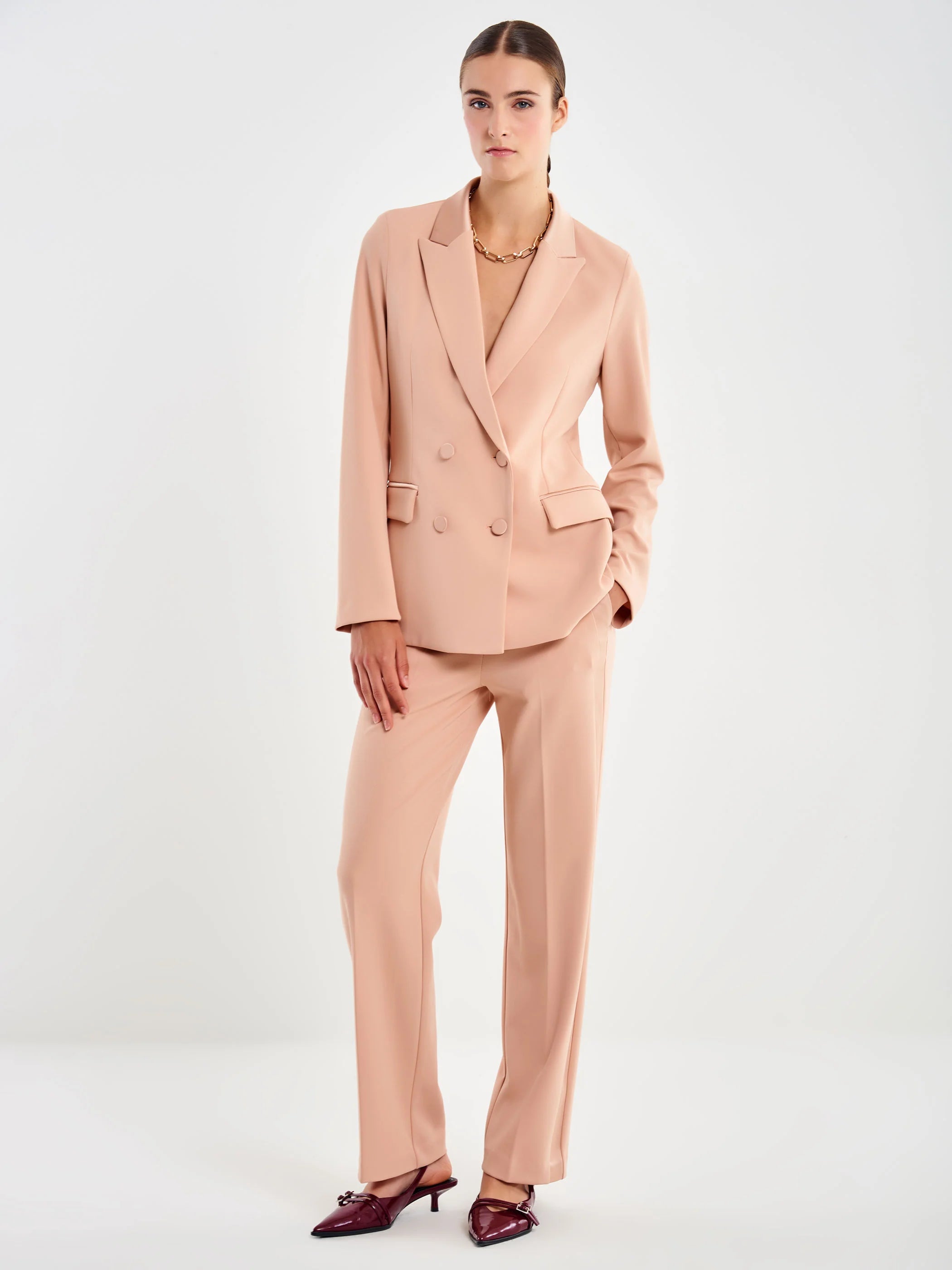 BLAZER ROSA MAQUILLAJE CUELLO SATINADO VV