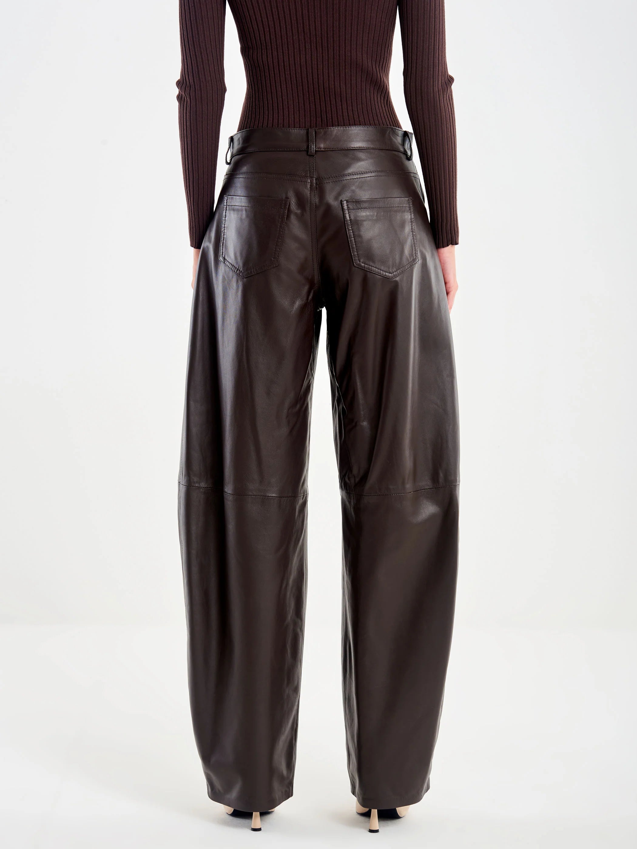 PANTALON PIEL BOMBACHO MARRON VV